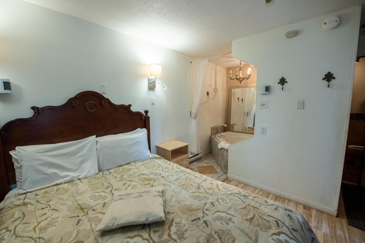 ماجوج Motel Fleur De Lys المظهر الخارجي الصورة