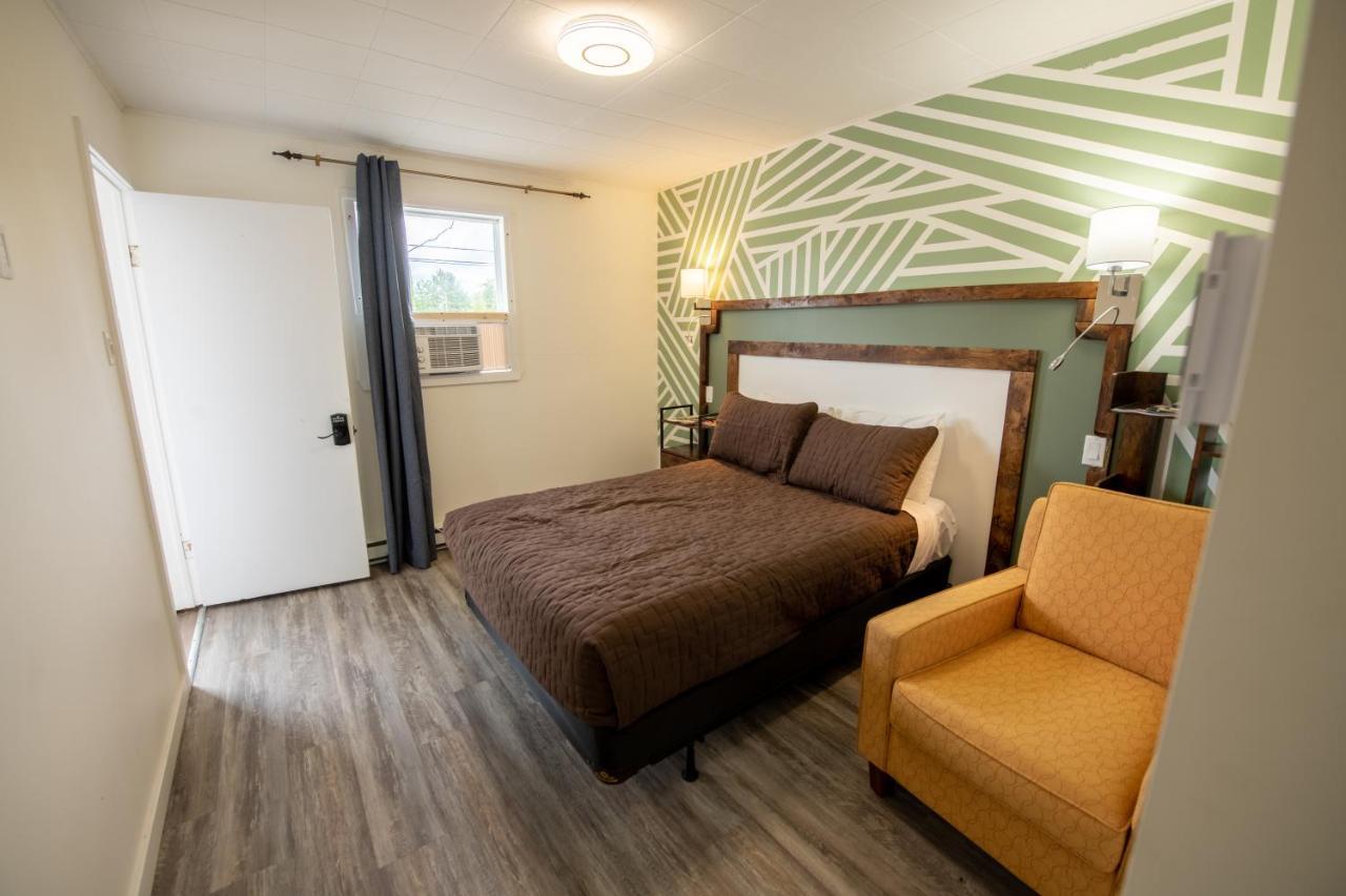 ماجوج Motel Fleur De Lys المظهر الخارجي الصورة
