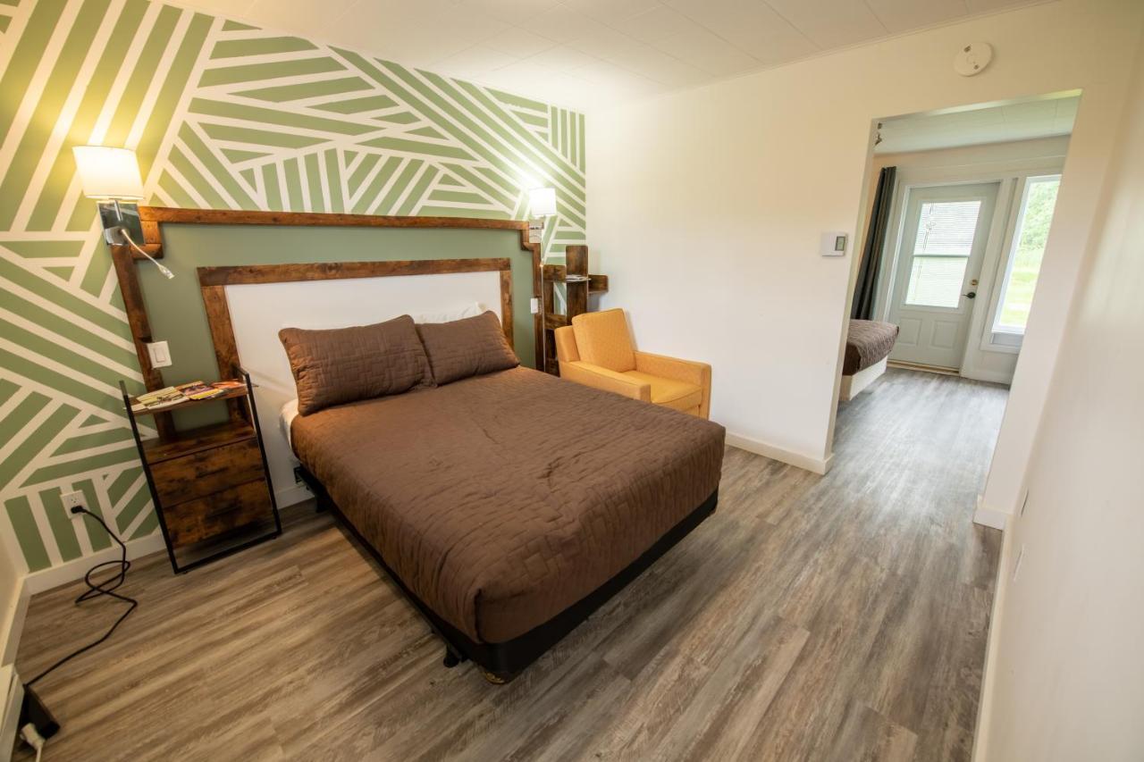 ماجوج Motel Fleur De Lys المظهر الخارجي الصورة