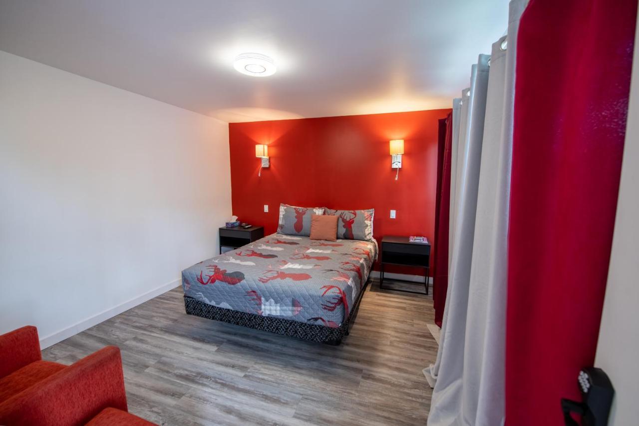 ماجوج Motel Fleur De Lys المظهر الخارجي الصورة
