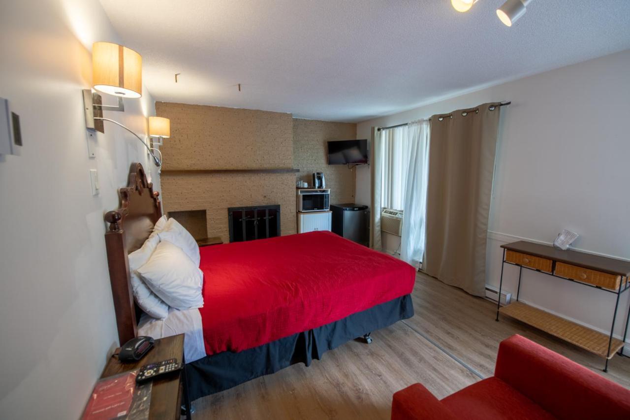 ماجوج Motel Fleur De Lys المظهر الخارجي الصورة