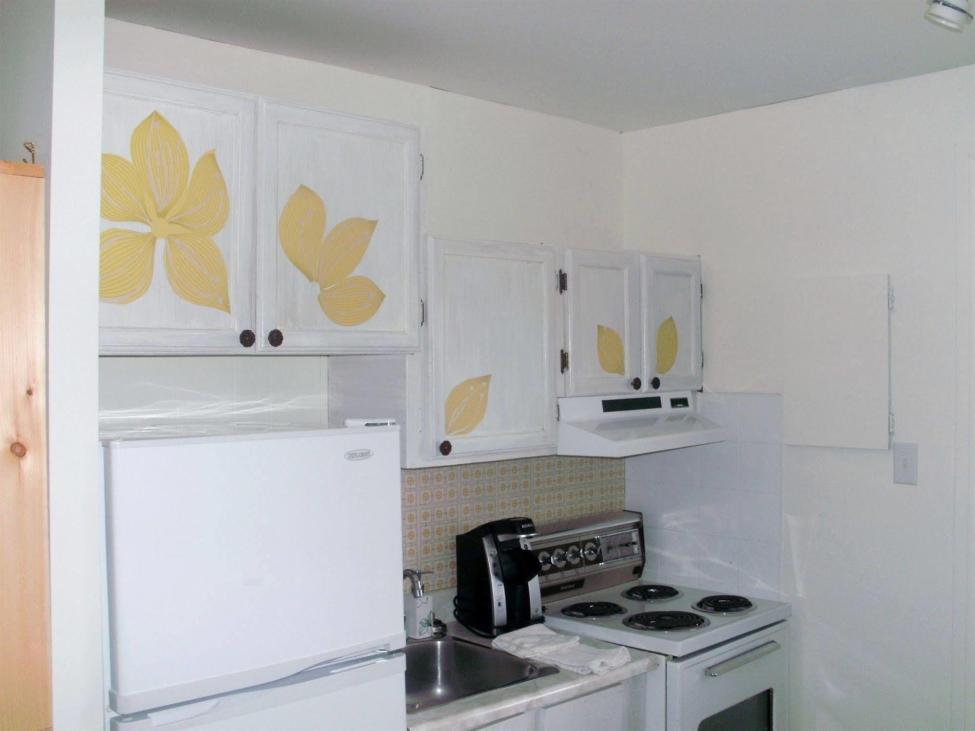 ماجوج Motel Fleur De Lys المظهر الخارجي الصورة